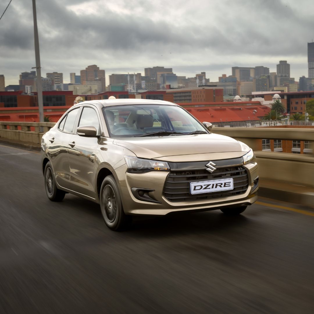 Dzire Driving Shot carousel (1)-1